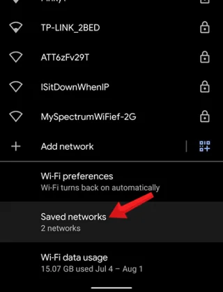 3 sposoby na wyświetlenie hasła do podłączonego Wi-Fi na telefonie z Androidem i iPhone'em
