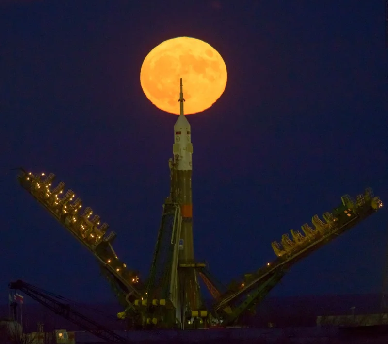 Impresionantes imágenes de la superluna desde todo el mundo.