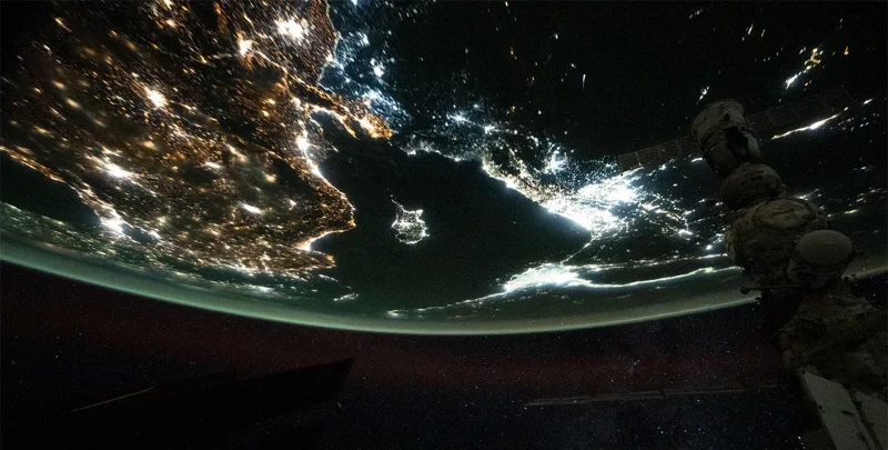 Astronauta capta imágenes de un meteorito explotando en la atmósfera terrestre