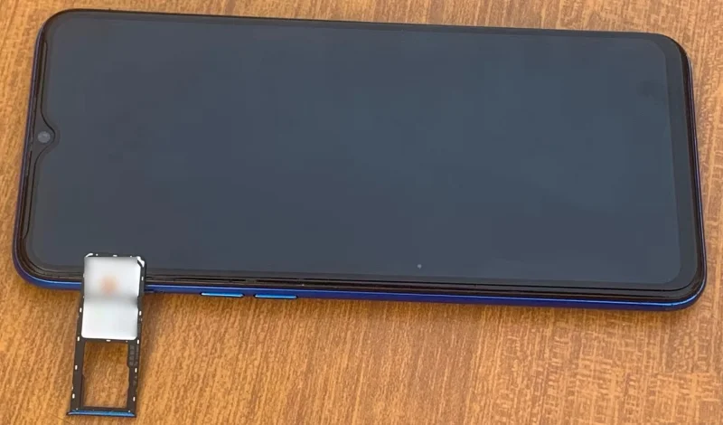 Cómo salvar un teléfono o tableta que se cayó al agua