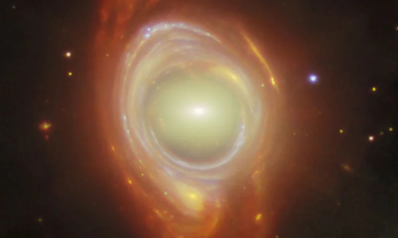 Admira el raro y hermoso 'anillo astronómico' del universo.
