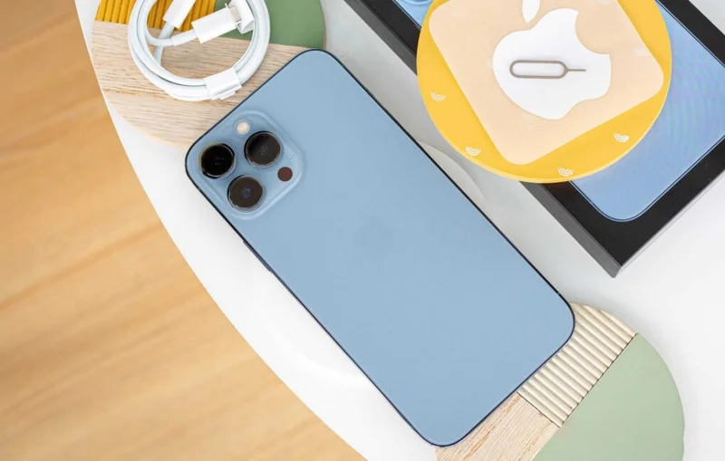 iPhone 13 시리즈 4가지 버전 리뷰: 아직도 구매할 가치가 있을까?