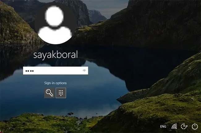Turn off Windows 10 password when logging in for just 10 seconds