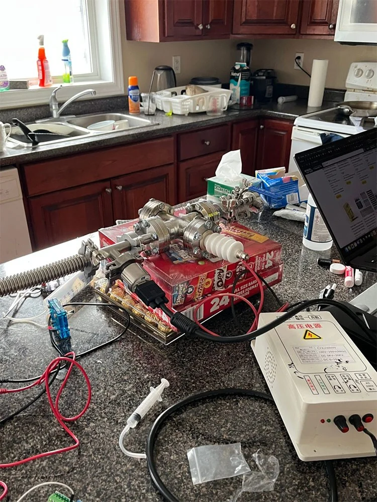 Bu Adam Yapay Zekanın Yardımıyla Evde Nükleer Füzyon Başarıyla Gerçekleştirdi