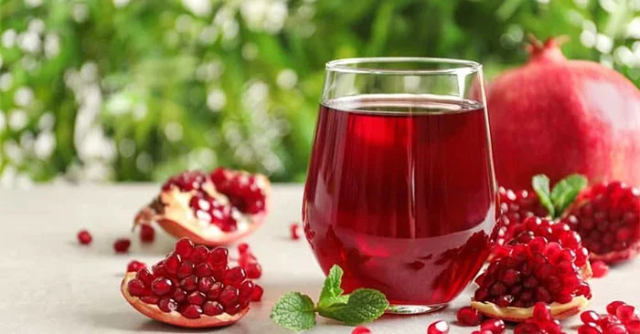 10 verbazingwekkende gezondheidsvoordelen van granaatappelsap 10 verbazingwekkende gezondheidsvoordelen van granaatappelsap