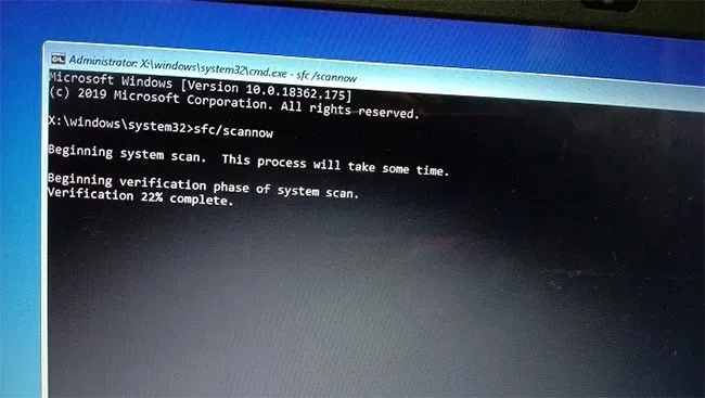 Use SFC scannow command to fix Windows 10 system file errors
