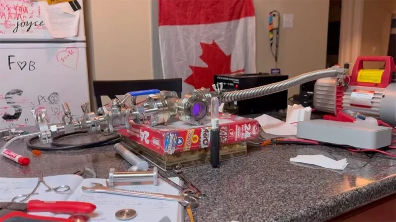 Bu Adam Yapay Zekanın Yardımıyla Evde Nükleer Füzyon Başarıyla Gerçekleştirdi