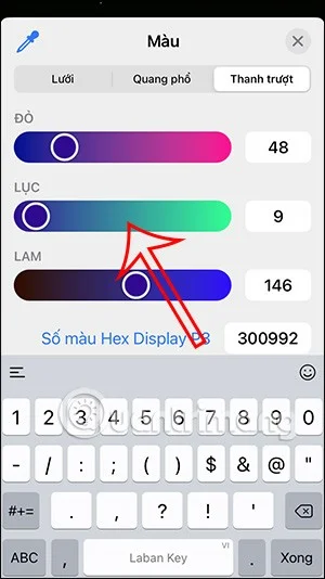Come cambiare il colore dell'arcobaleno per l'orologio della schermata di blocco dell'iPhone
