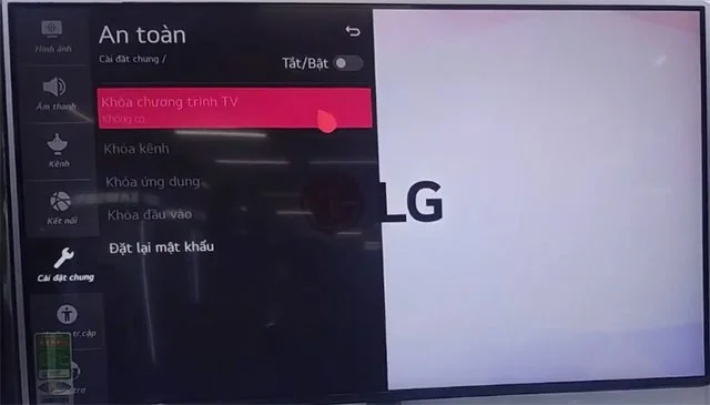 Hoe u snel en eenvoudig een wachtwoord voor uw smart-tv instelt