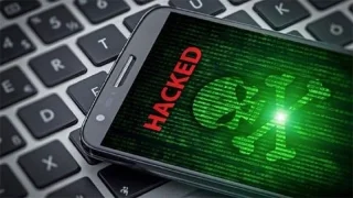 Cómo manejar un teléfono hackeado o infectado con virus