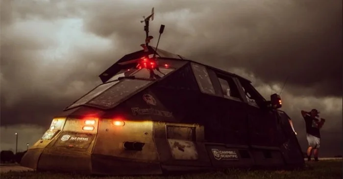 Dominator 3, un moderno cazador de tormentas que puede soportar vientos de más de 516 km/h