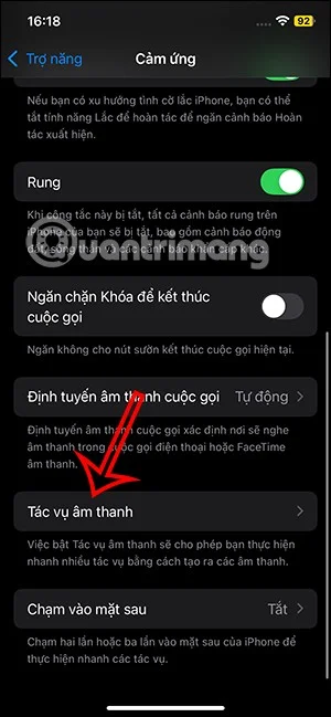 Cara mencipta bunyi pencetus tindakan pada iOS 18