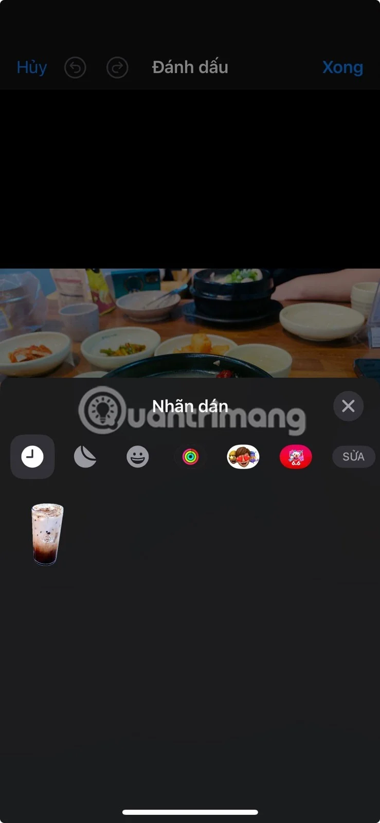 iPhone에서 두 개의 이미지를 오버레이하고 결합하는 방법
