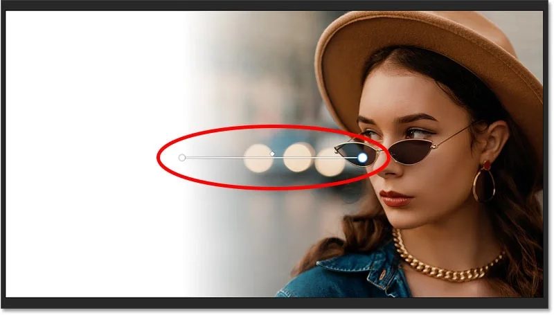 Hoe je snel een afbeelding in Photoshop kunt vervagen naar een achtergrondkleur met Live Gradients