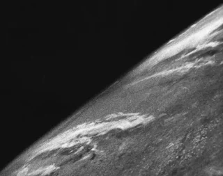 Las imágenes más lejanas de la Tierra, el récord está a 6 mil millones de kilómetros de distancia.