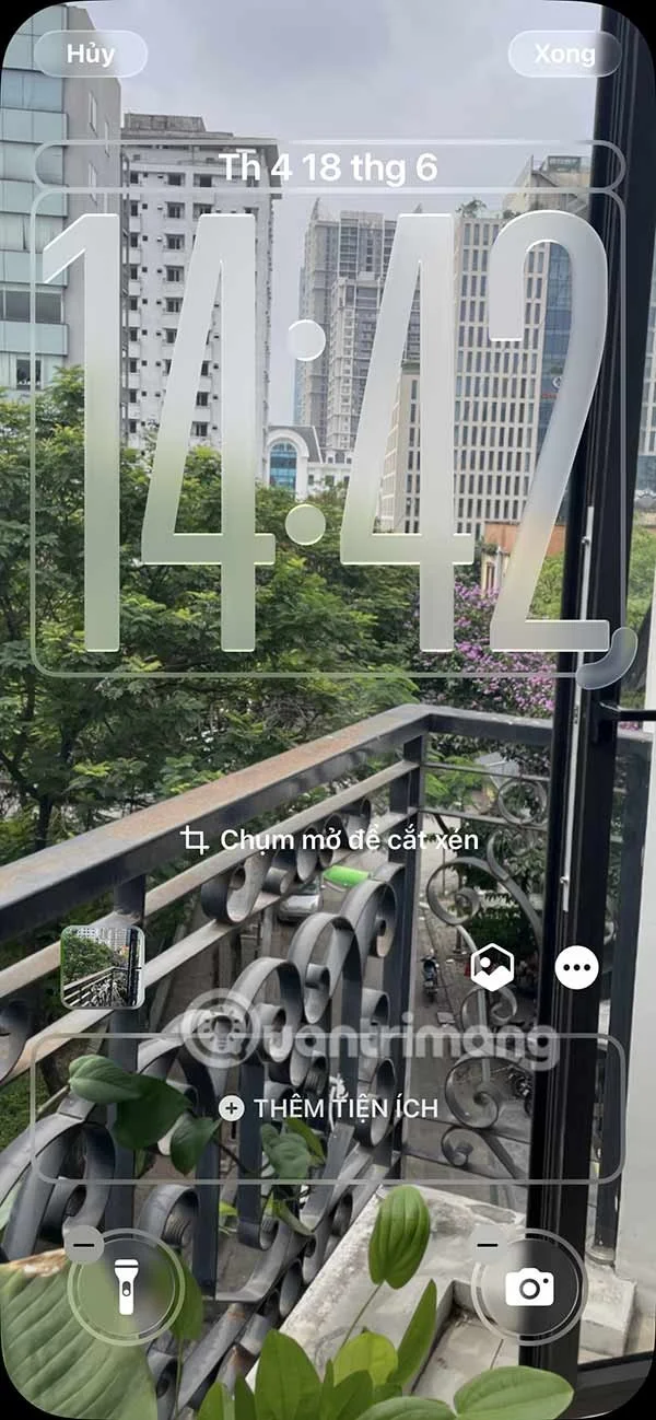 iPhone kilit ekranı saatini büyütme talimatları