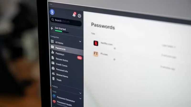 ¿Por qué esta función de Administrador de credenciales integrada en Windows no puede reemplazar a un administrador de contraseñas?