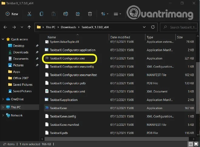 How to make Taskbar transparent on Windows 11