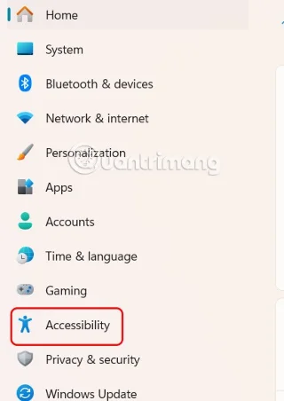 Cómo invertir los colores de la pantalla usando la Lupa en Windows 11