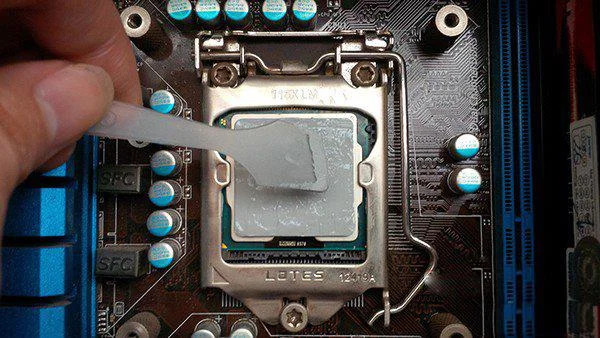 As 5 principais maneiras simples e eficazes de reduzir a temperatura cada vez mais quente da CPU